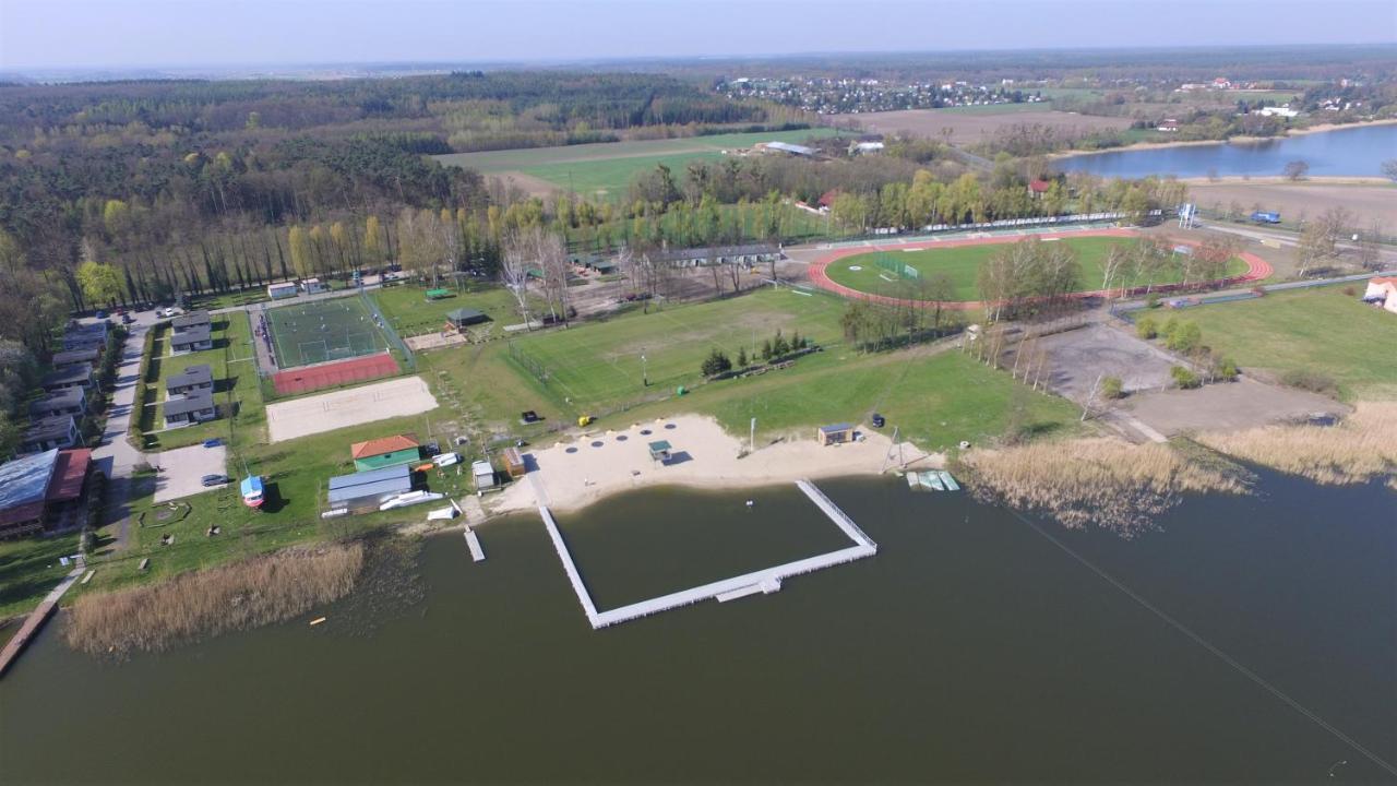 Camping Oaza Błonie Kórnik Domki Standard Plus - 3 pokoje Exterior foto